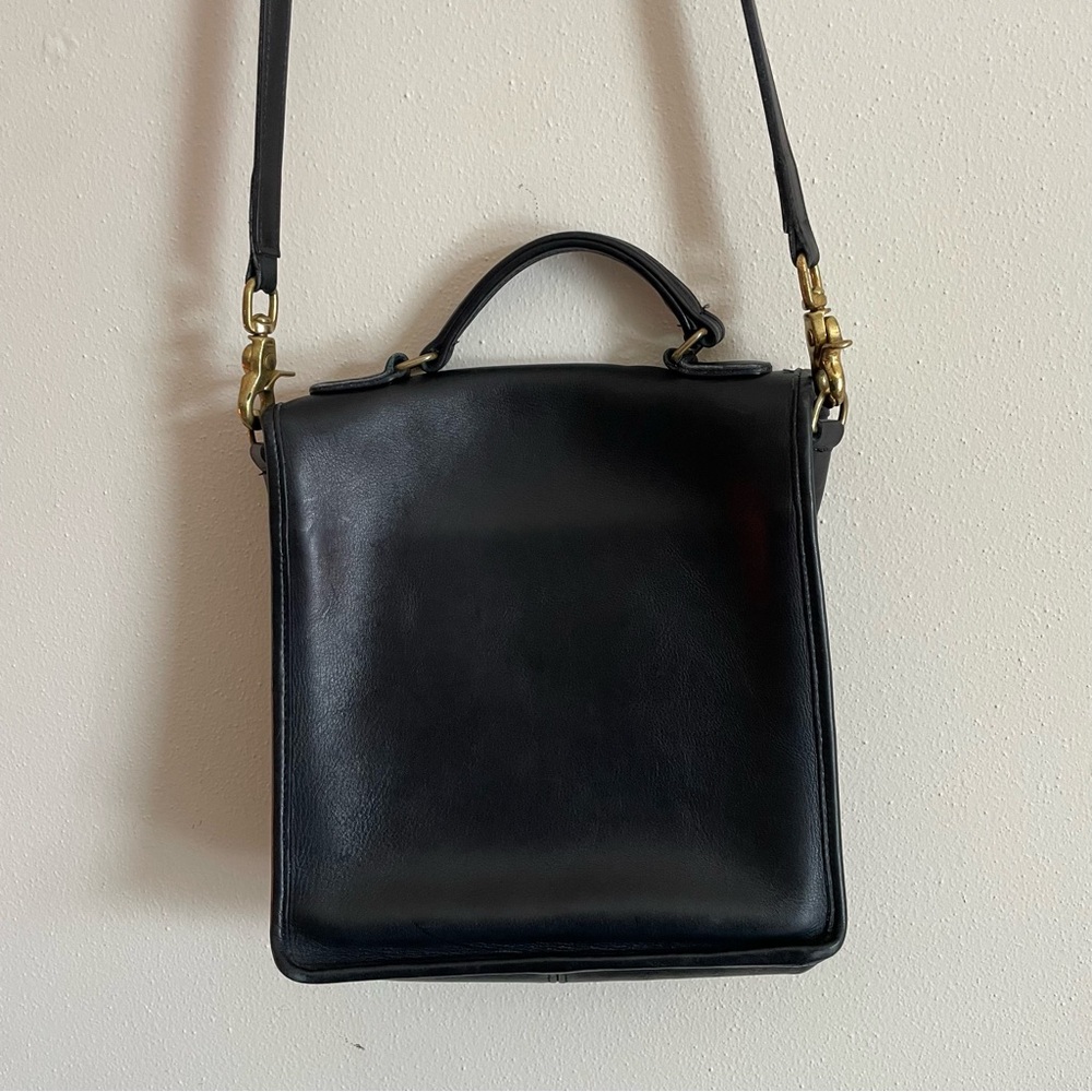 Coach Vintage 1983‎ The Station CrossBody Top Handle Leather Bag in Black - Picture 7 of 11